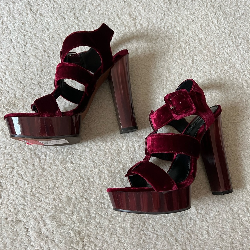NWT Rachel Zoe burgundy heels